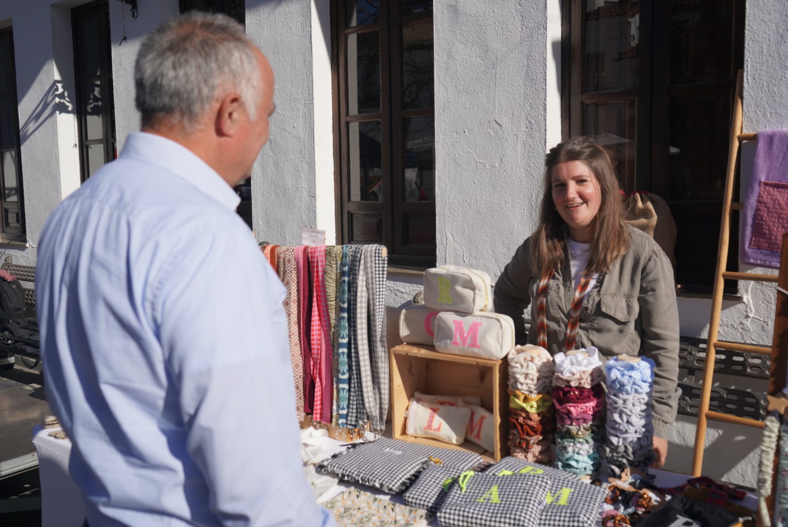 Uno de los puestos en la Feria de la Castaña