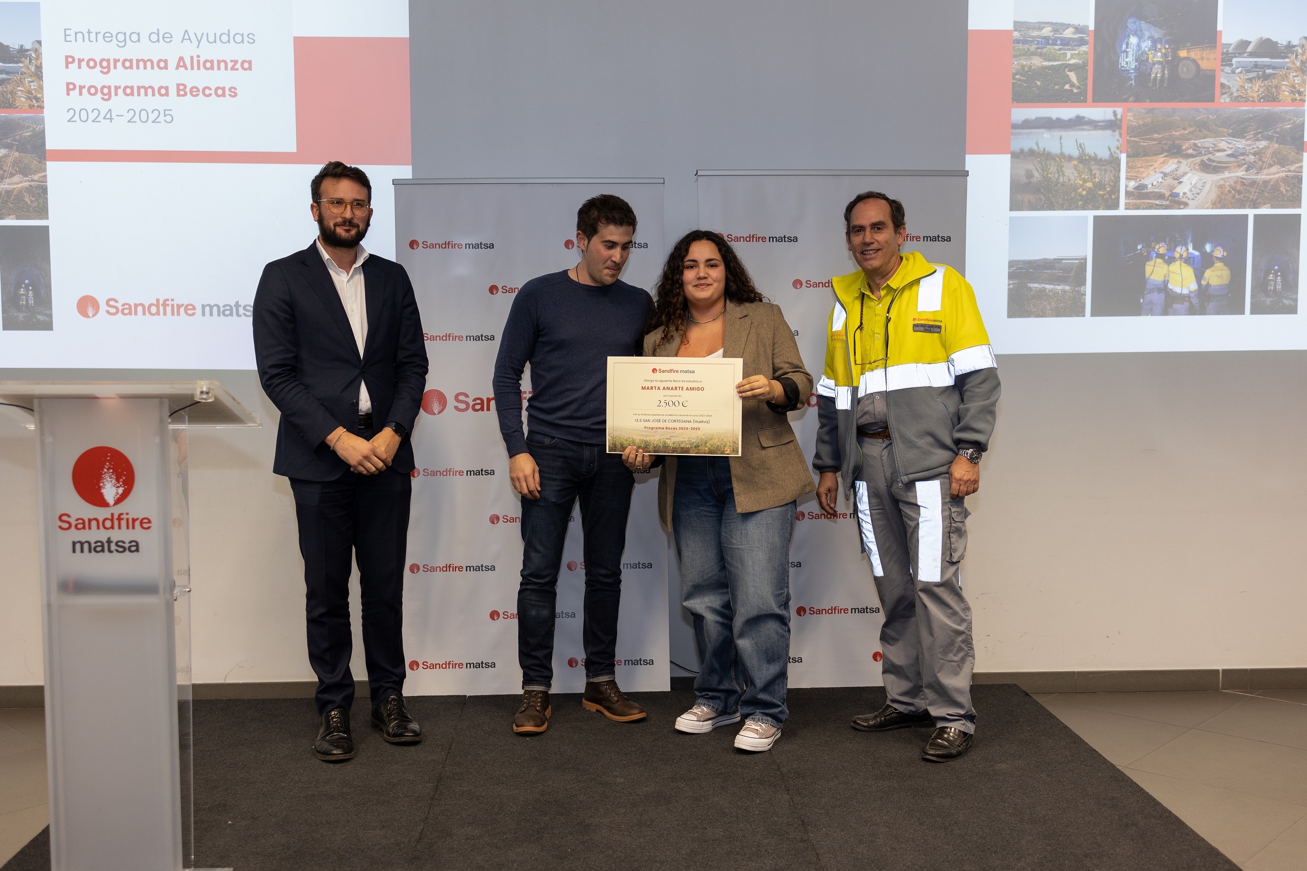 2024. Becaria Marta Anarte IES San José Cortegana