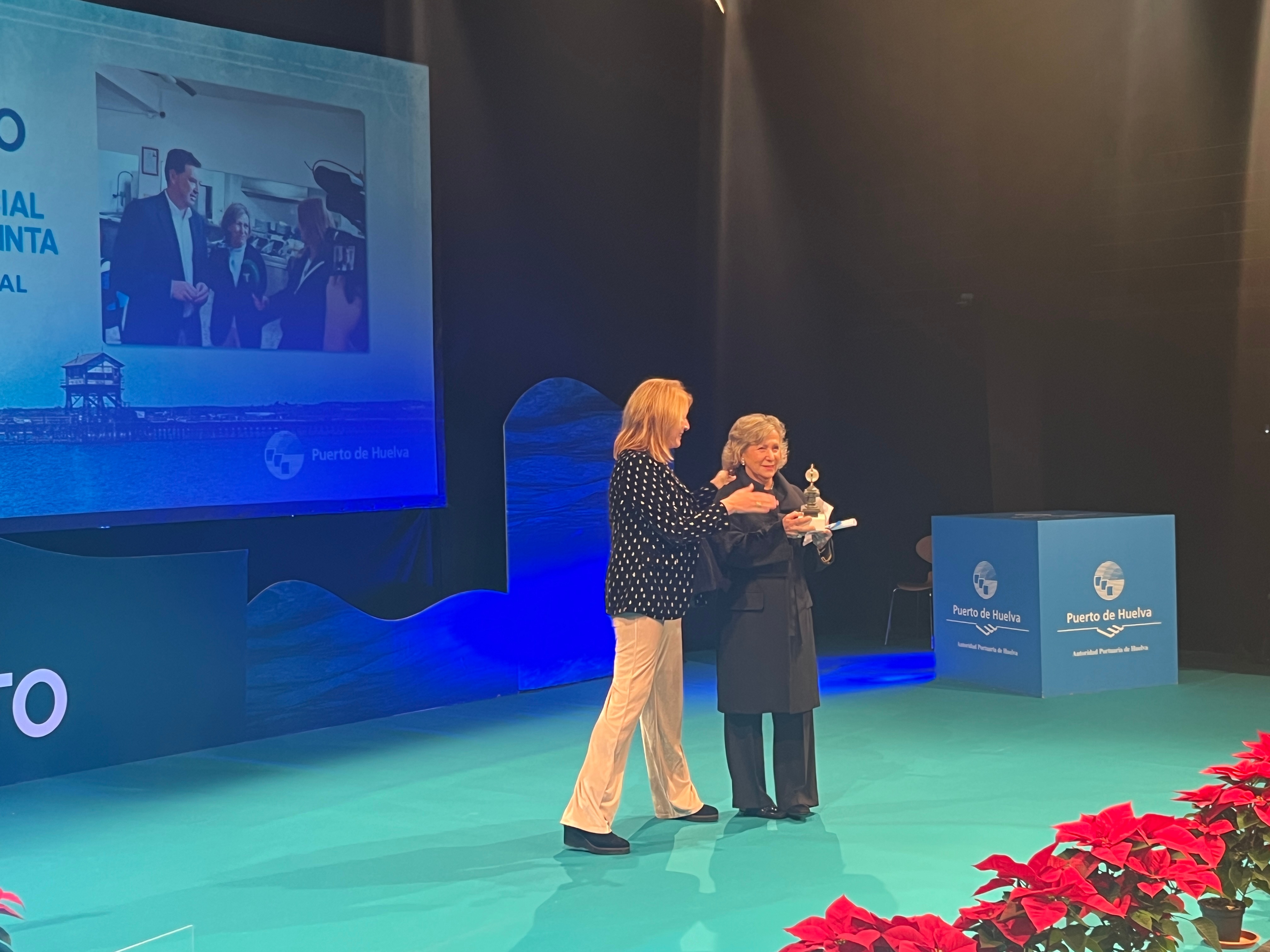 Entrega del premio al Comedor social Virgen de la Cinta
