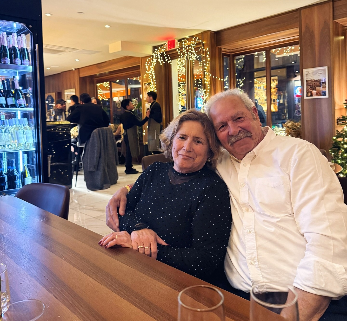 Los padres de Manuel Carrasco en Nueva York