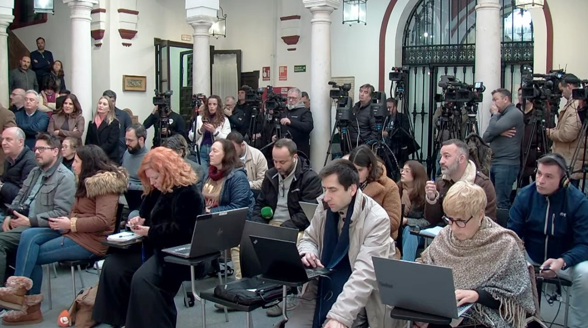 Expetación periodística ante la convocatoria de Espadas