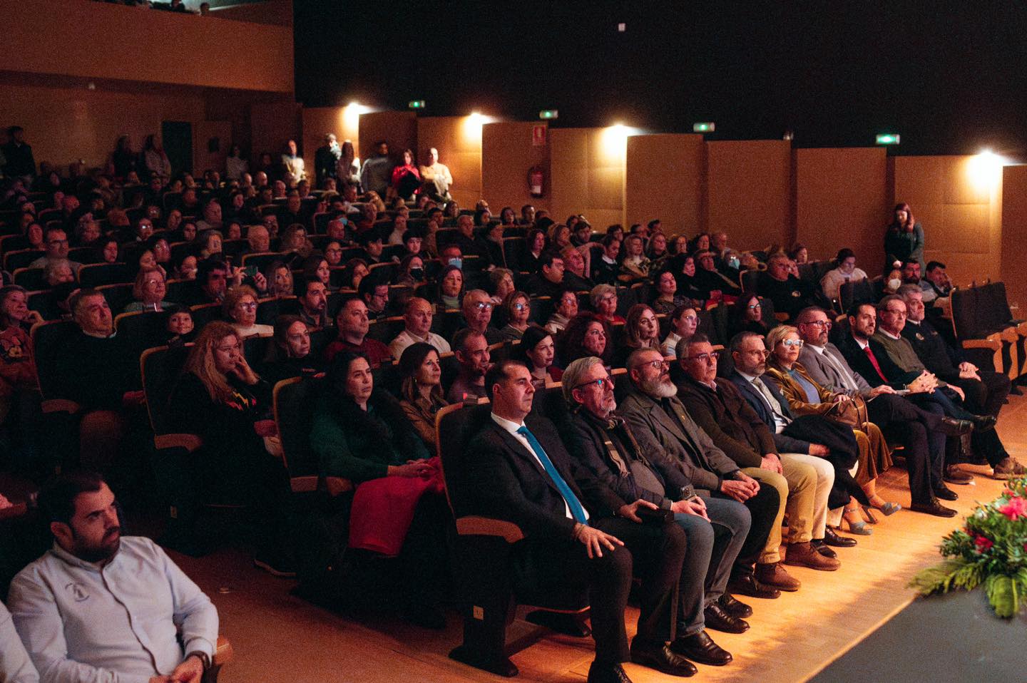 El público aplaudió al exaltador