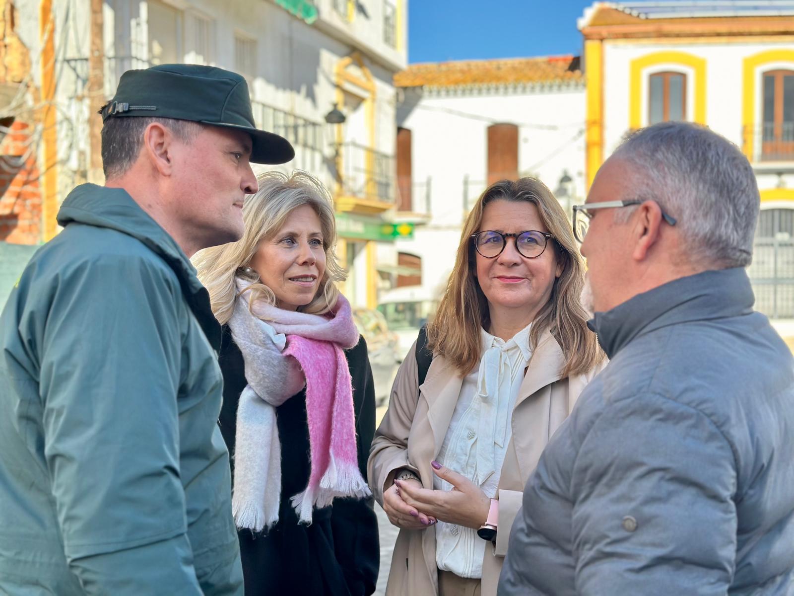 Visita de María José Rico a Beas por las obras del PFEA | Subdelegación del Gobierno en Huelva