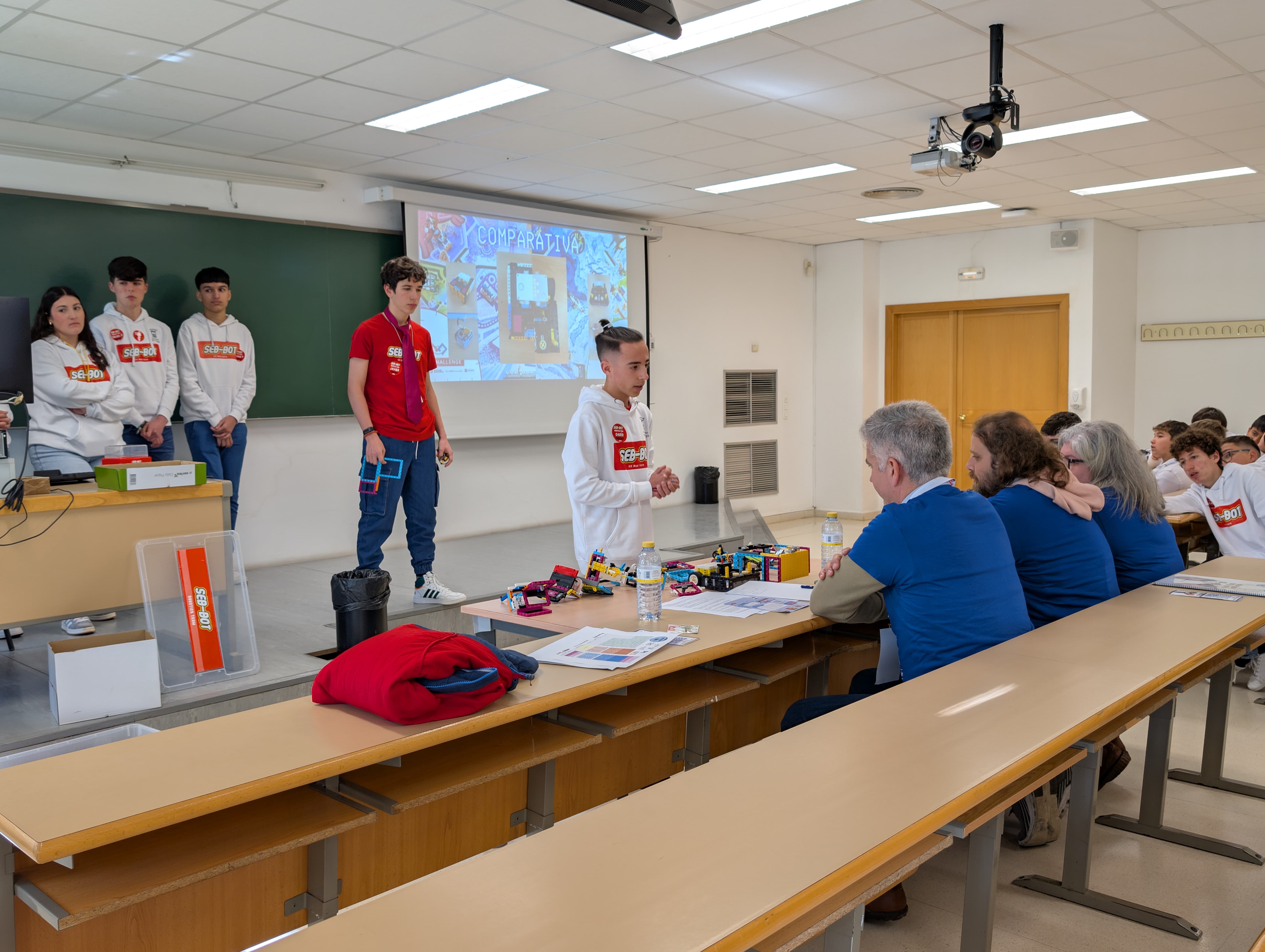 El IES Mapi Valle participa en la First Lego League