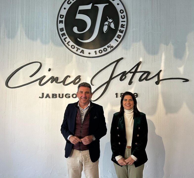 Visita Sánchez Romero Carvajal en Jabugo | Junta