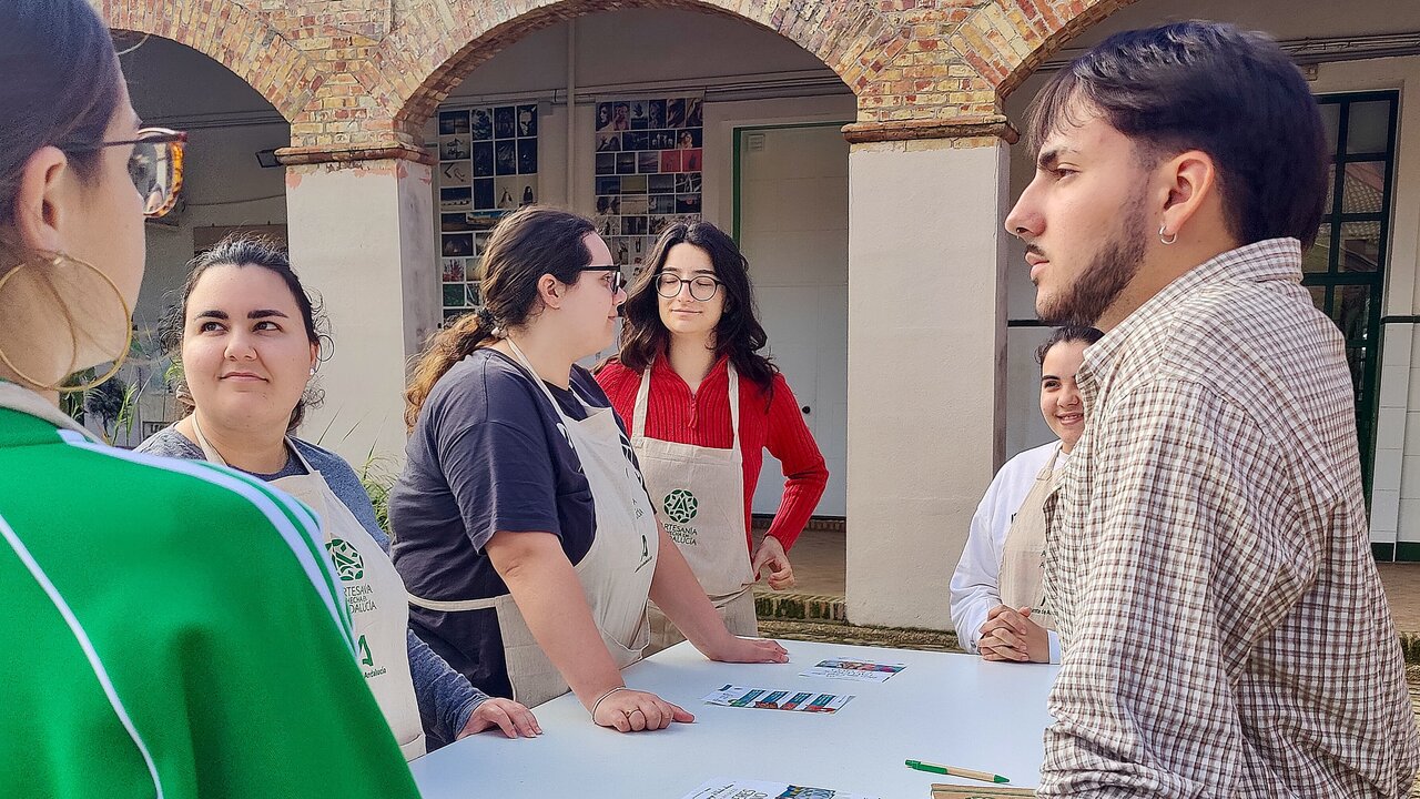Día Europeo de la Artesanía en la Escuela de Arte "León Ortega"