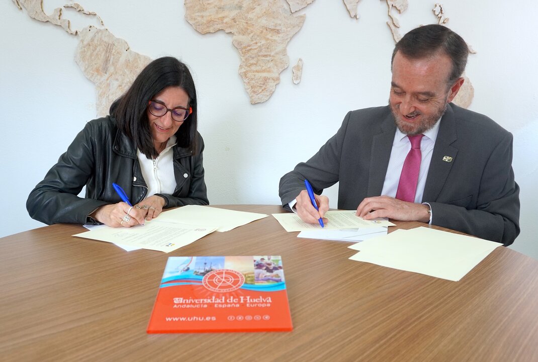 Firma del Convenio | UHU