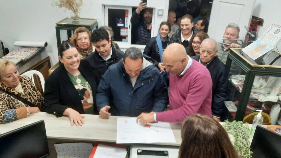 Votación para elegir al hermano mayor. Fuente: Hermandad Emigrantes