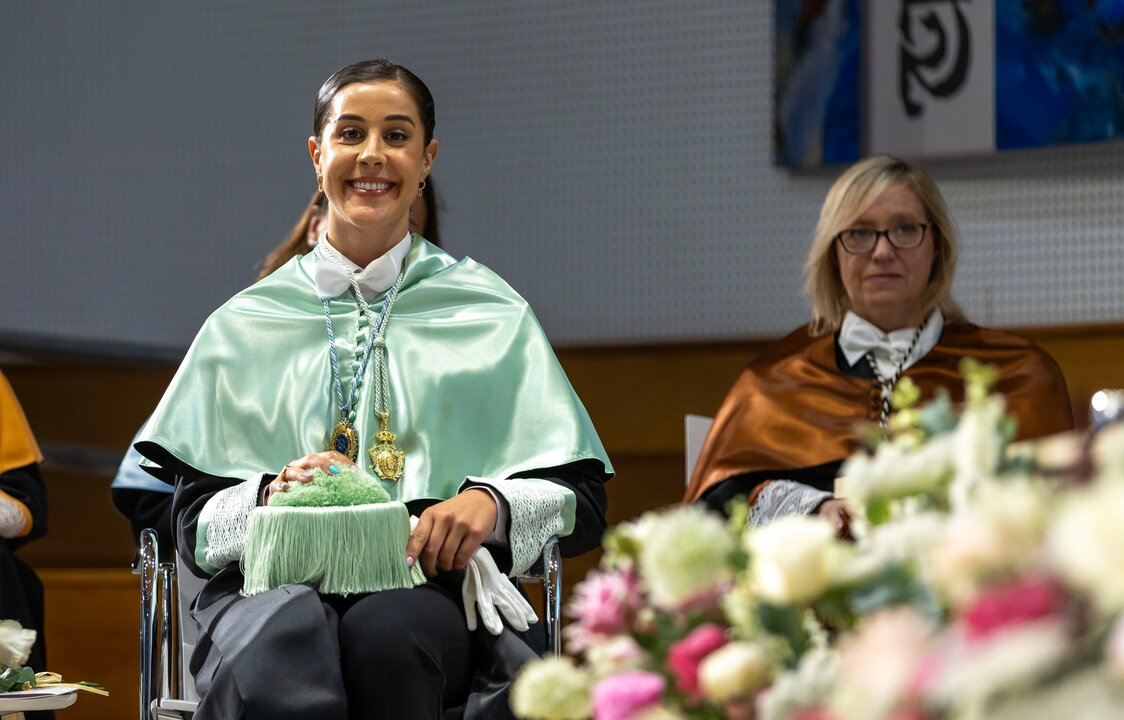 Carolina Marín sonríe