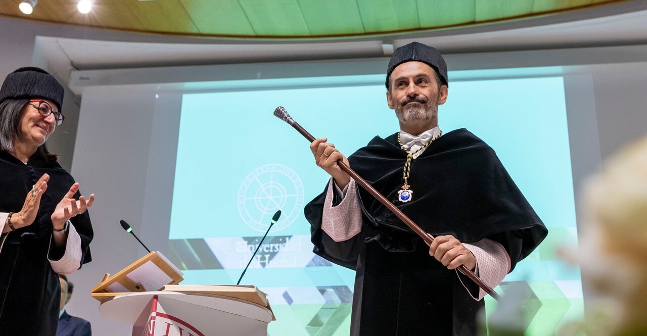 Así ha sido la investidura del nuevo rector