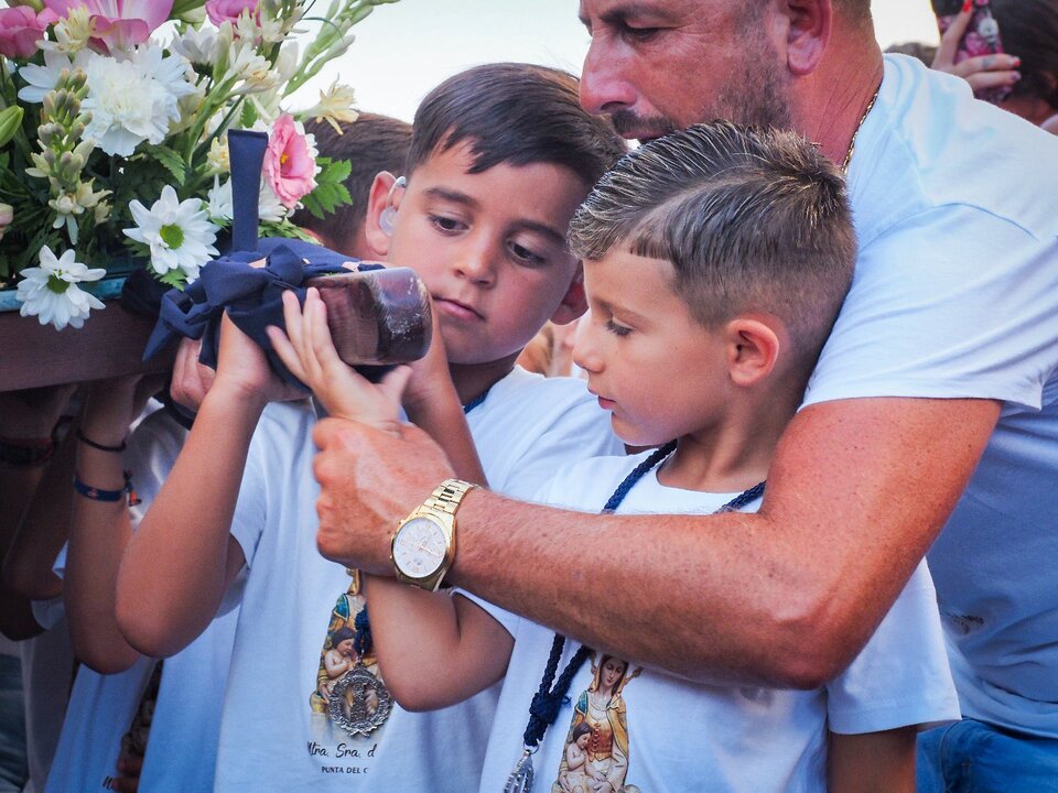 Procesión infantil de la Virgen del Mar, Punta del Caimán. Fuente: Facebook Jenaro Orta