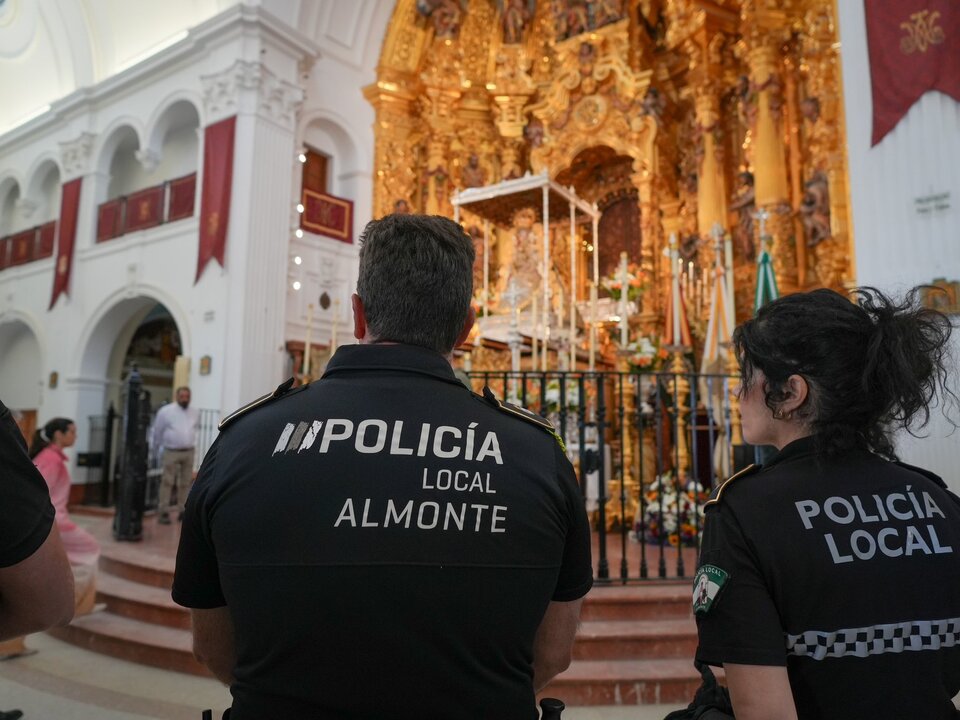 Seguridad en el Rocío Chico. Fuente: Ayto. Almonte