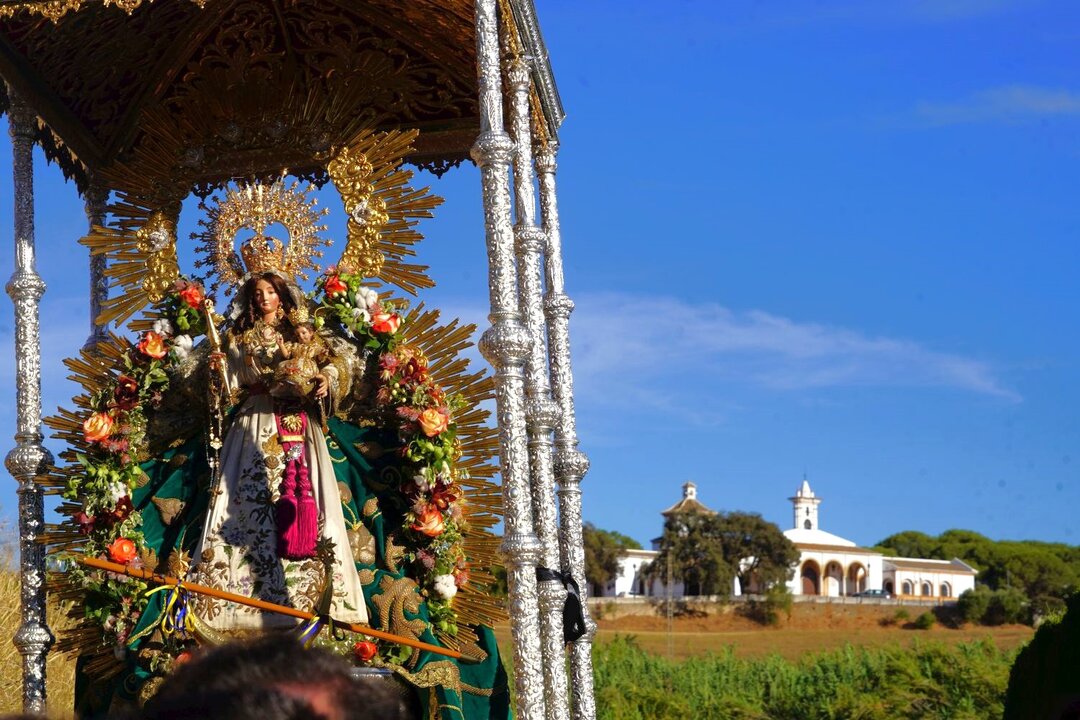 Moguer acompañará el domingo a su Patrona desde la ermita hasta el pueblo. Fuente: Ayto. Moguer