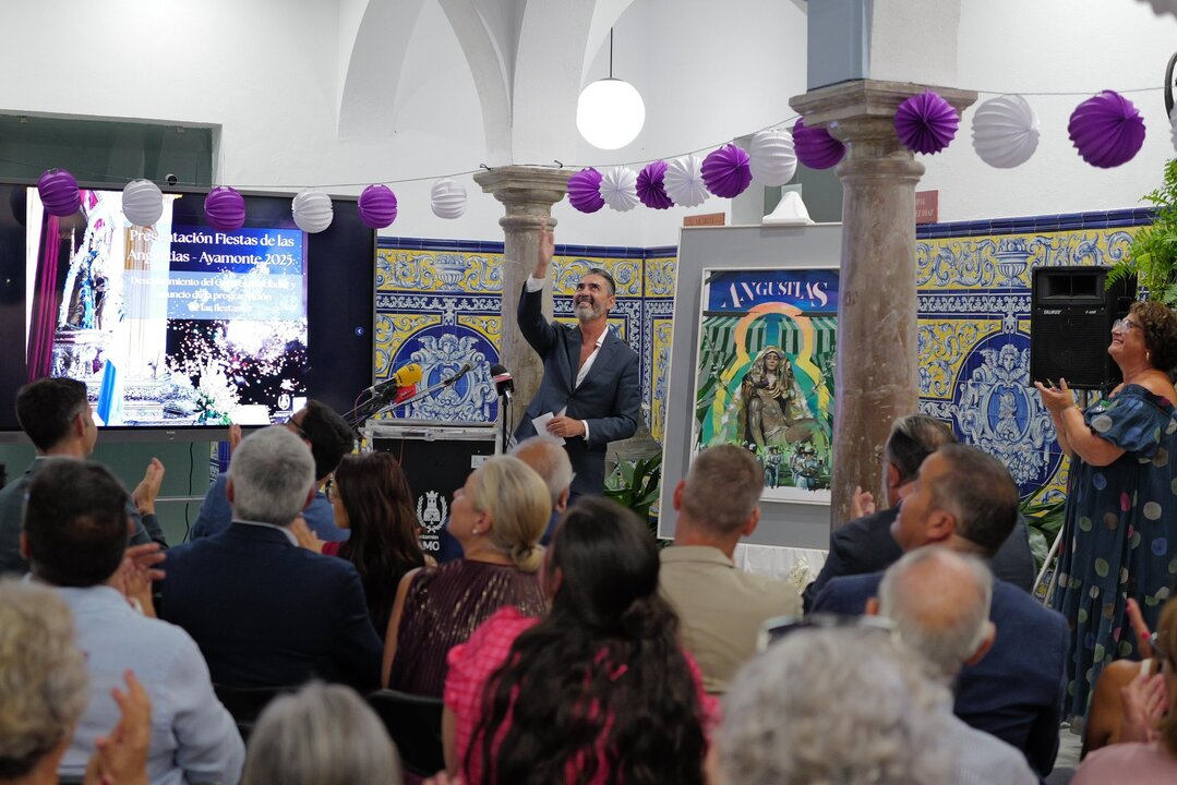 Presentación del cartel de las Fiestas de las Angustias 2025 / Fuente Facebook Ayuntamiento de Ayamonte