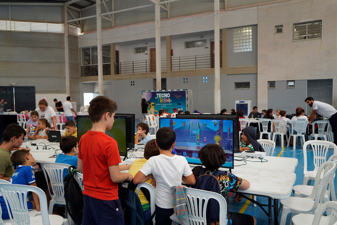 Lepe ha clausurado en Huelva los campamentos TecnoTribu.