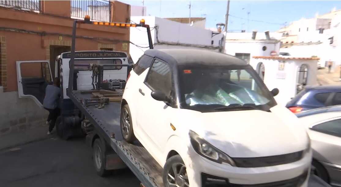 Uno de los coches intervenidos en la Costa