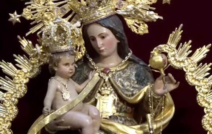 La Cinta de nuevo en su altar