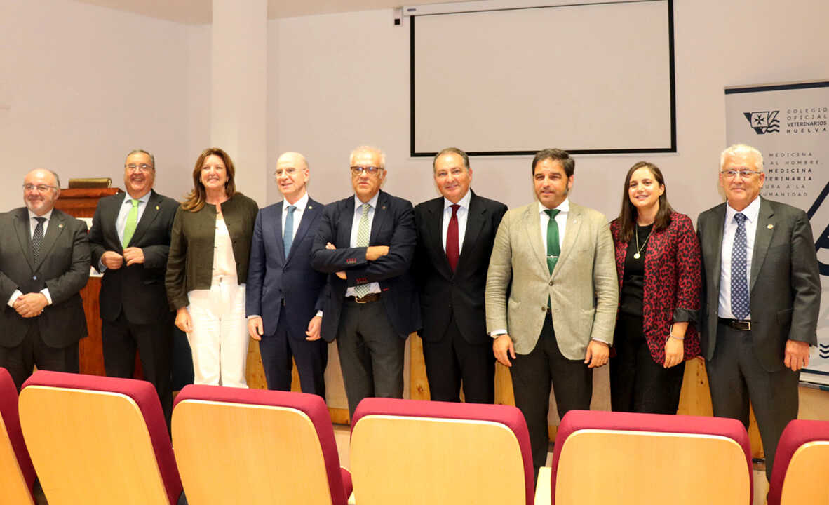 Autoridades y premiados