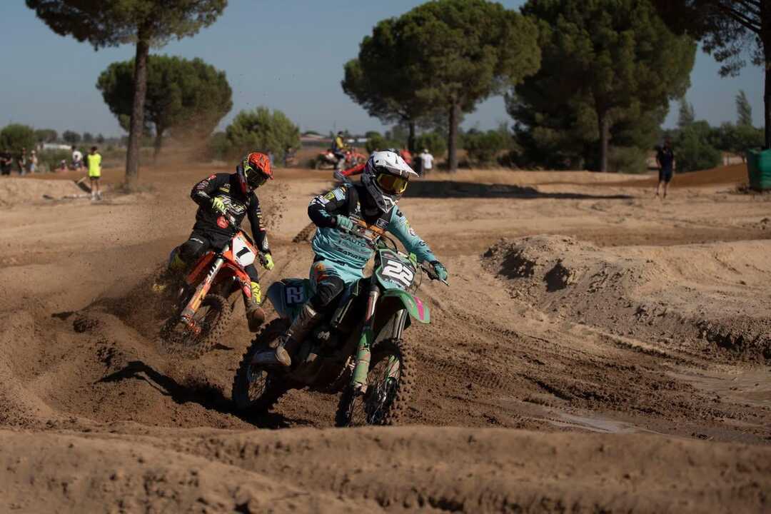 Motocross. Fuente: Facebook Paco Bella