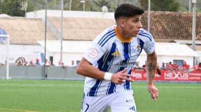 Paolo en una acción en la primera mitad. Fuente: X Recreativo