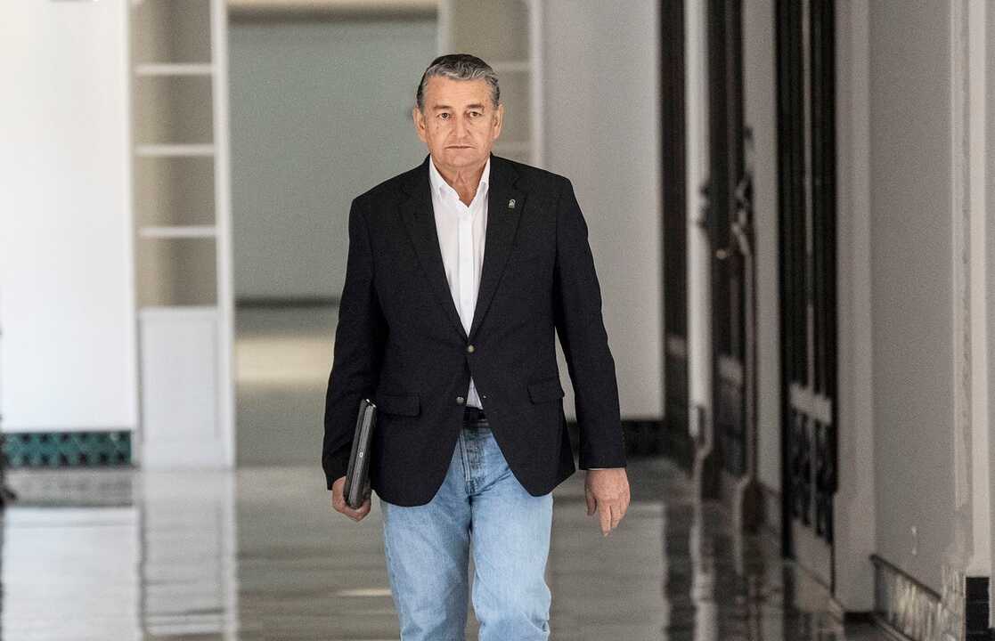 Sanz asume también las competencias de Sanidad