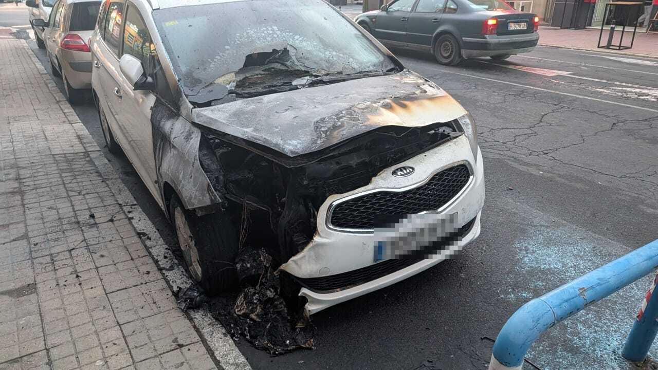 El otro vehículo que sufrió daños