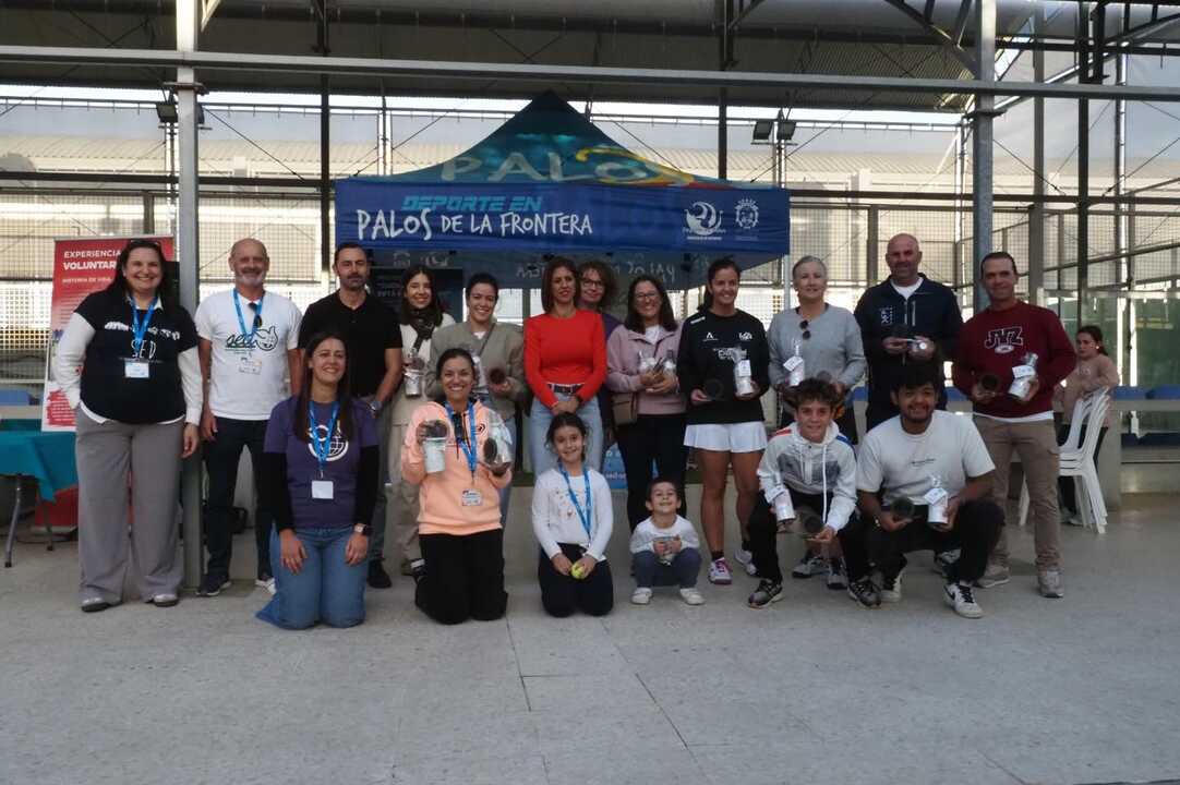 Torneo de Pádel Solidario por Ghana en Palos. Fuente: Facebook Ayto. Palos