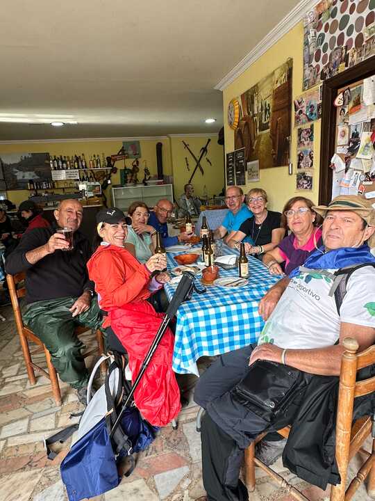 Los vecinos palermos hacen el Camino de Santiago. Fuente: Ayto. Palos