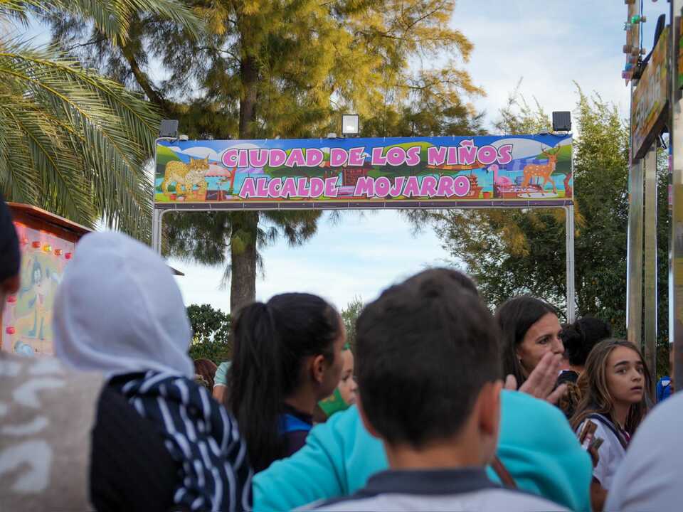 Inauguración de La Ciudad de los Niños en Almonte. Fuente: Facebook Paco Bella