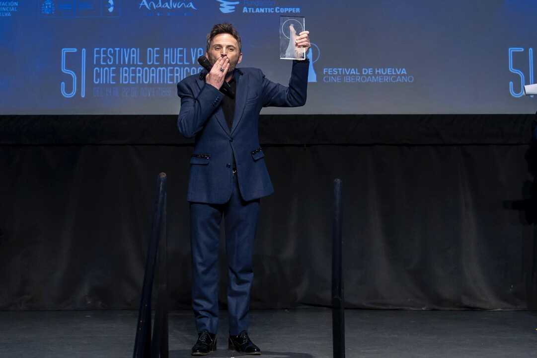 Fernando Tejero recibe en el Gran Teatro el Premio Ciudad de Huelva. Fuente: Ayto. Huelva