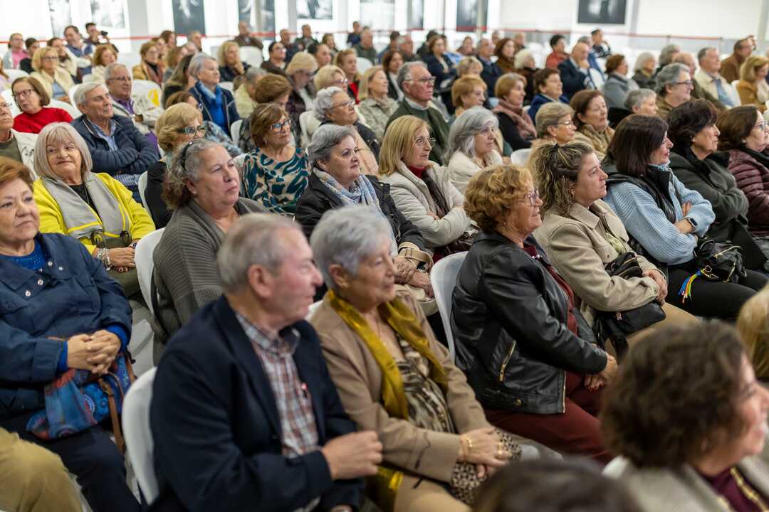 El Espacio Santa Fe acoge el documental que une a distintas generaciones onubenses. Fuente: Ayto. Huelva