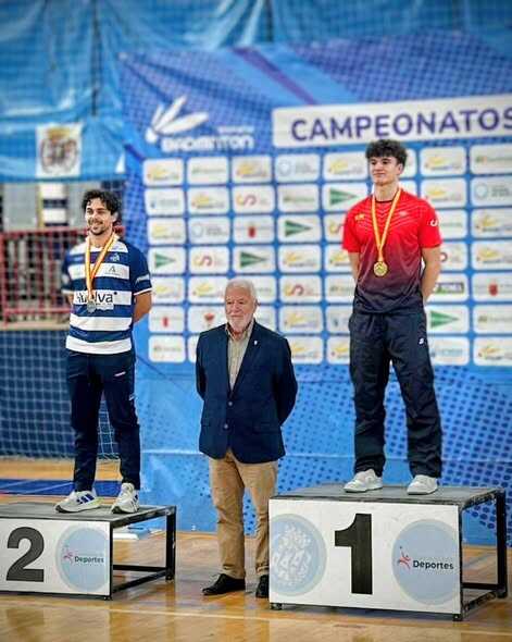 Alejandro Pérez consigue su segundo puesto en el Campeonato de España. Fuente: Facebook Recreativo IES La Orden