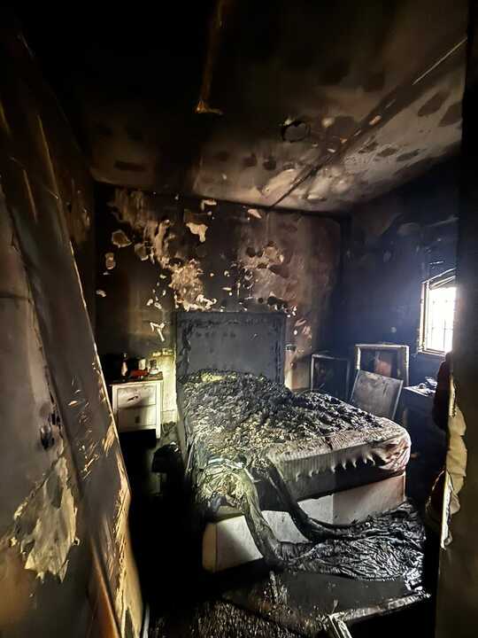 Así quedó la vivienda por dentro. Fuente: Sab Bomberos Huelva Provincia