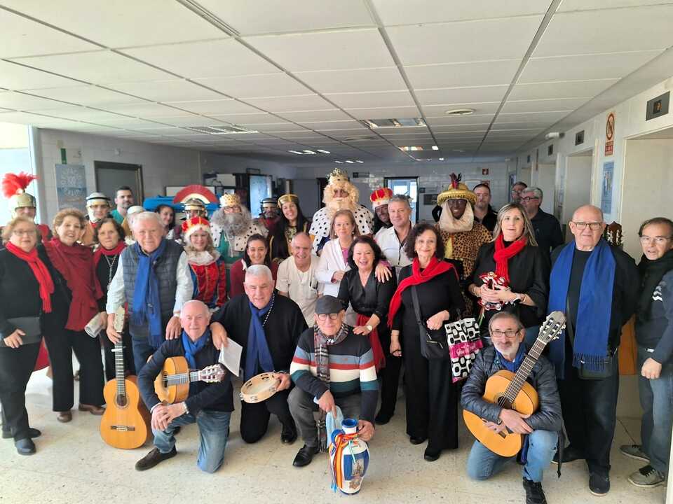 Los Reyes Magos visitan el Hospital Infanta Elena