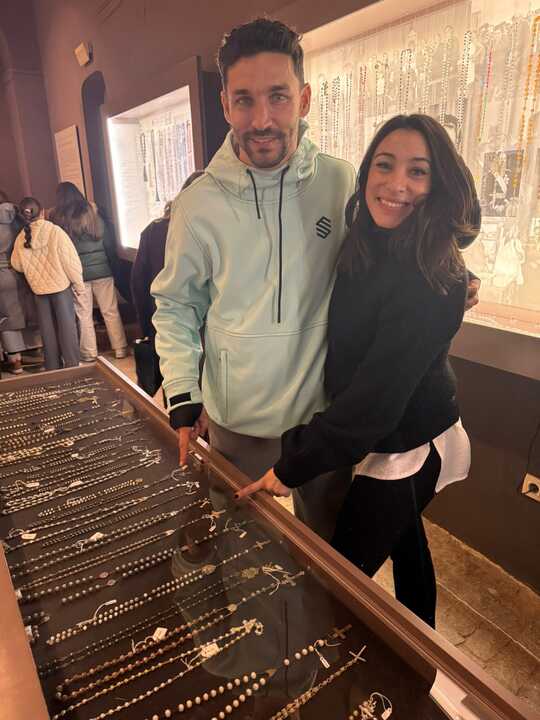 El exfutbolista Jesús Navas visita Aroche