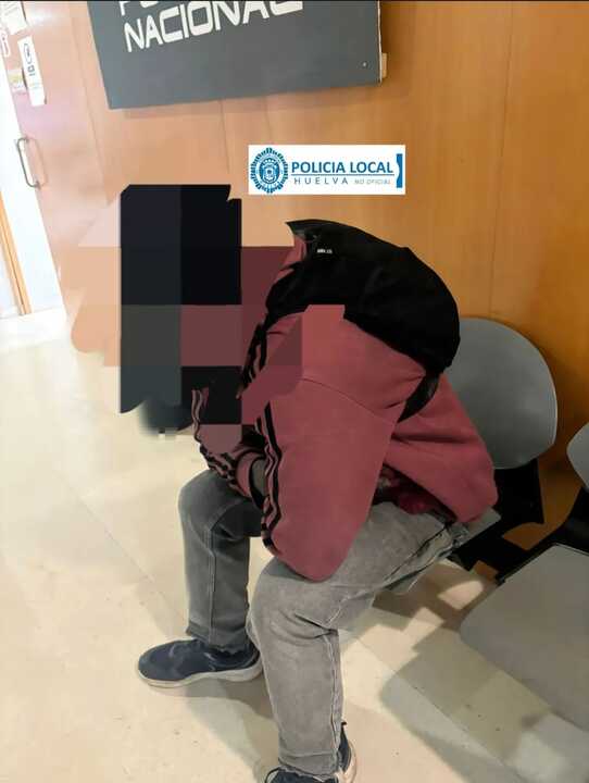 Detenido tras el robo. Fuente: Policía Local de Huelva