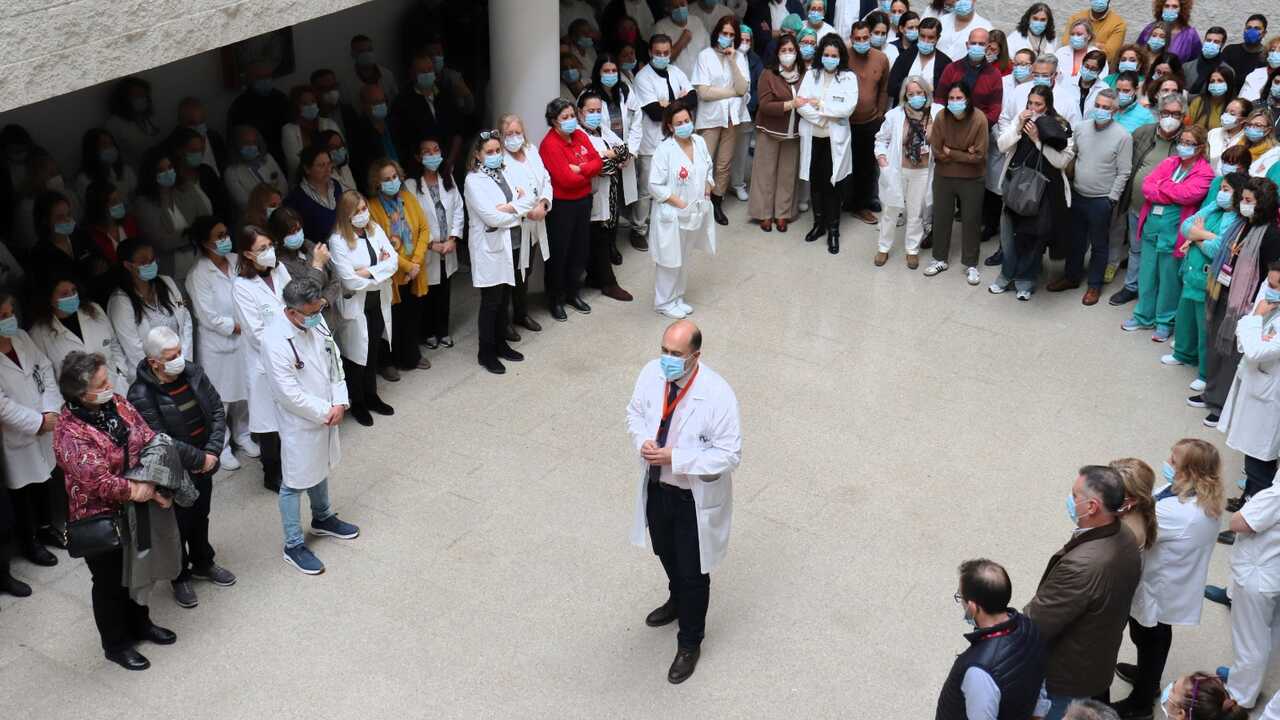 El Hospital Juan Ramón Jiménez despide a David Cordón. Fuente: Facebook Hospital Juan Ramón Jiménez