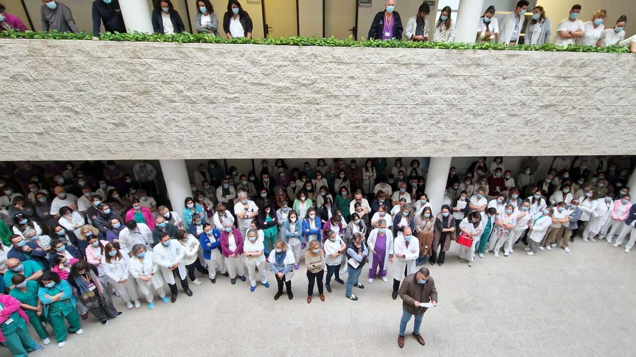 El Hospital Juan Ramón Jiménez despide a David Cordón. Fuente: Facebook Hospital Juan Ramón Jiménez