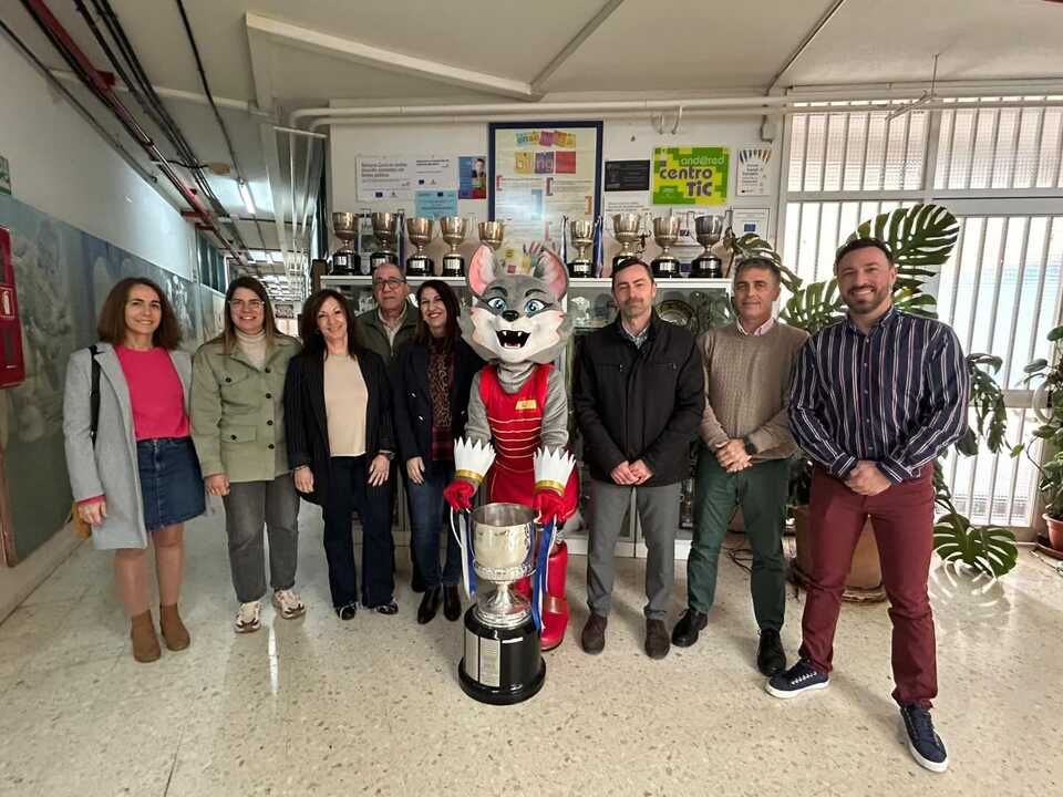 Presentación del Campeonato de Europa de Bádminton en las aulas de Huelva. Fuente: Diptuación de Huelva
