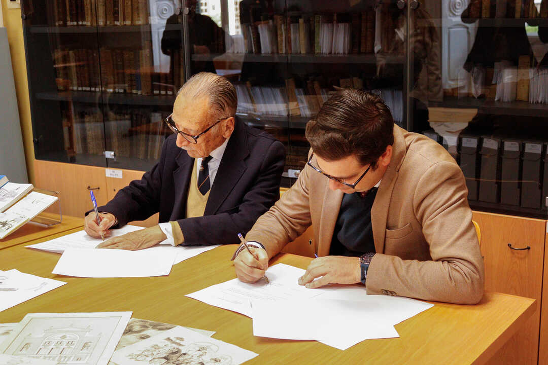 Donación de José Bacedoni al Archivo Municipal de Huelva. Fuente: Ayuntamiento de Huelva