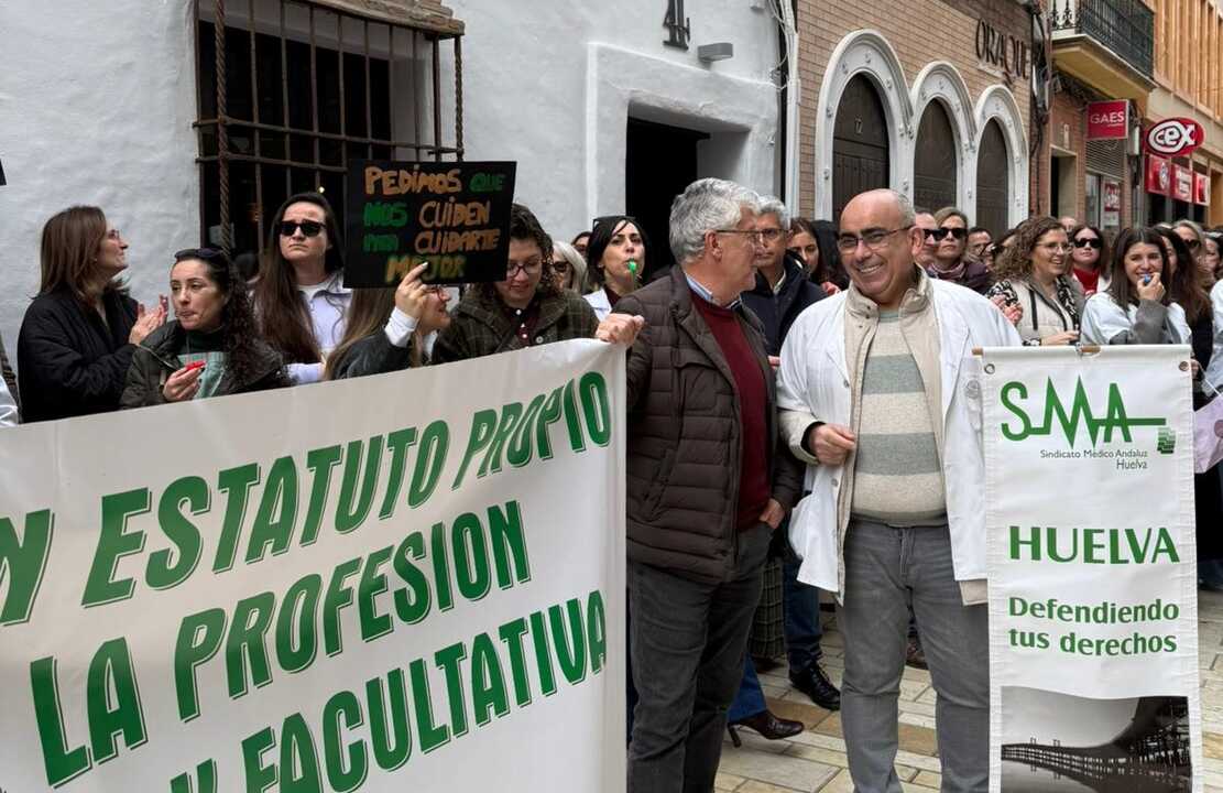 Los médicos reivindican mejoras