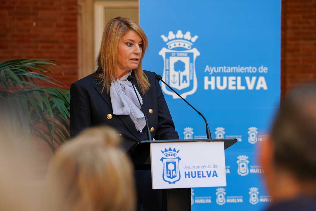 Presentación oficial de la Federación de Asociaciones de Vecinos ‘Onuba 25’. Fuente: Facebook Ayuntamiento de Huelva