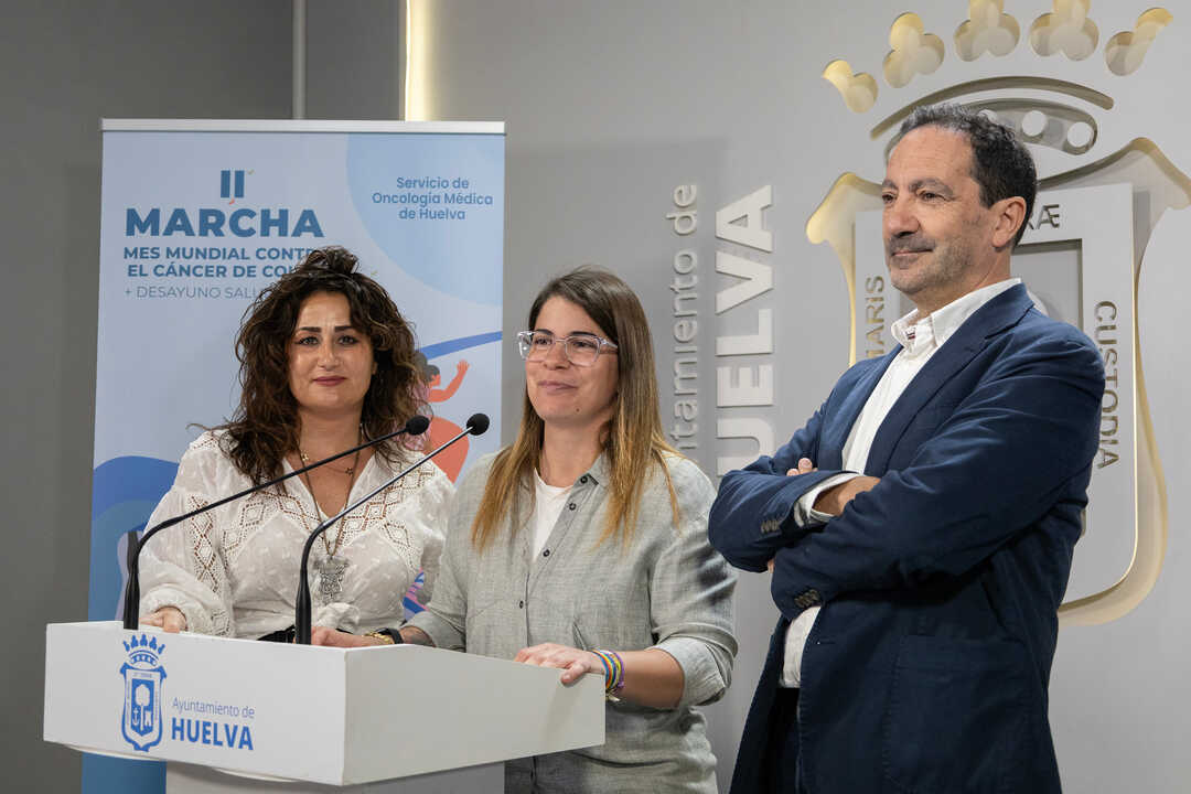 Presentación de la II Marcha + Desayuno Saludable por el Mes Mundial contra el Cáncer de Colon. Fuente: Ayuntamiento de Huelva