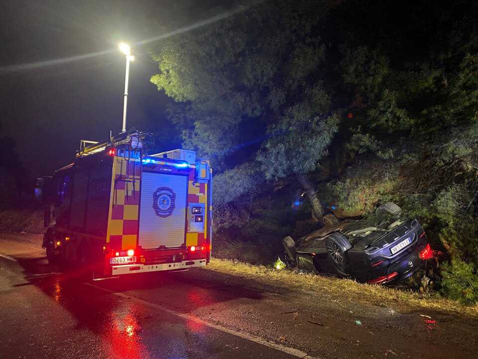 Vehículo del segundo accidente en la H-31. Fuente: Facebook Sab Bomberos Huelva Provincia