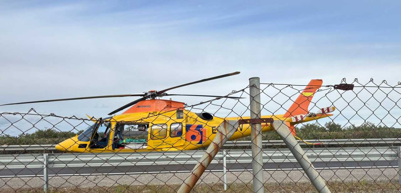 Helicóptero del 061 en la zona del accidente