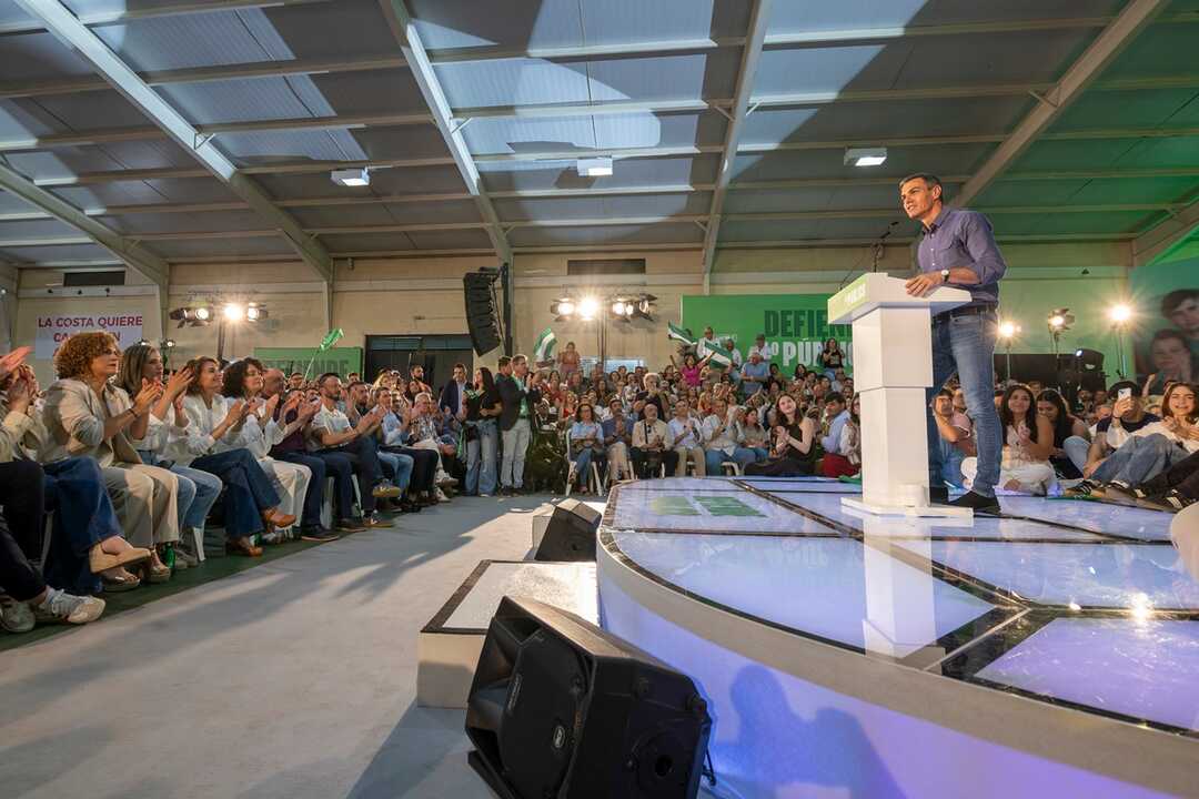 Sánchez se dirige al público