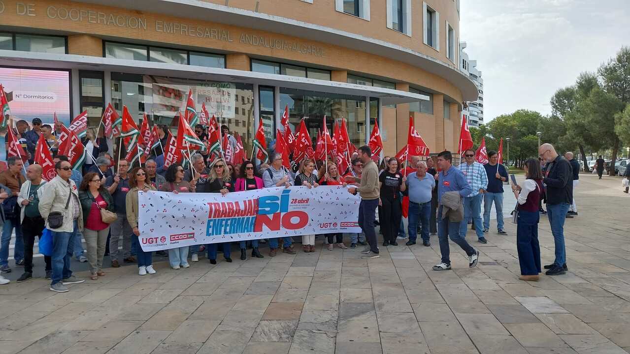 Manifestación celebrada en el día de hoy en las puertas de la FOE