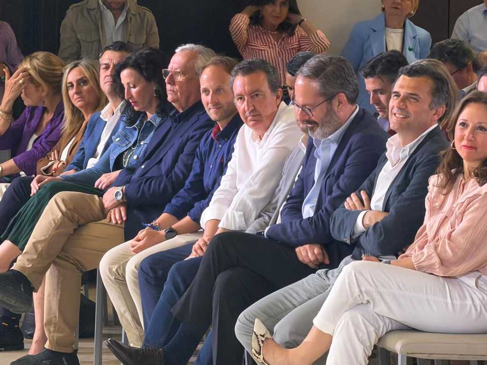 González entre numerosos cargos del PP-A